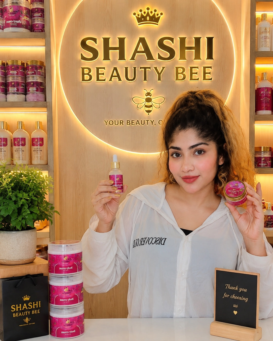 Shashi Beauty Bee Cosmetics Kuwait original brand photo